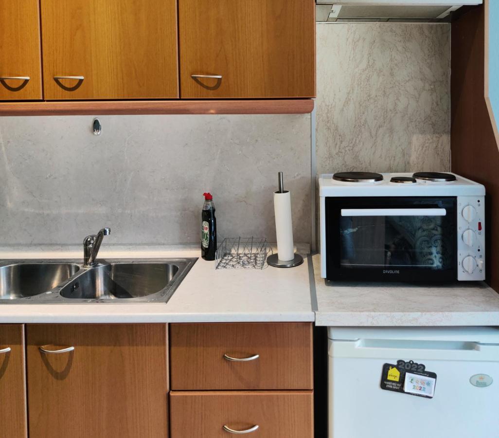 Hospitable Appartment In The Central Park, Xanthi Esterno foto