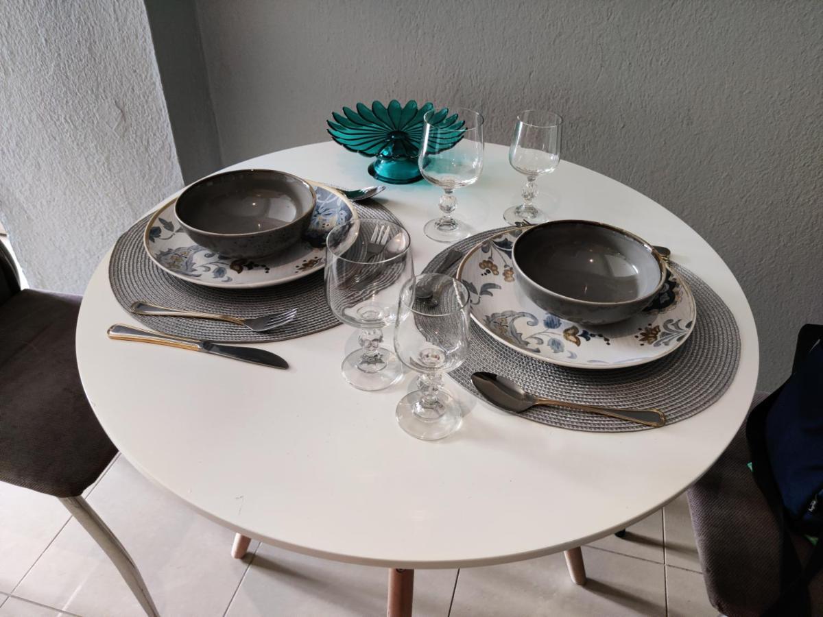 Hospitable Appartment In The Central Park, Xanthi Esterno foto