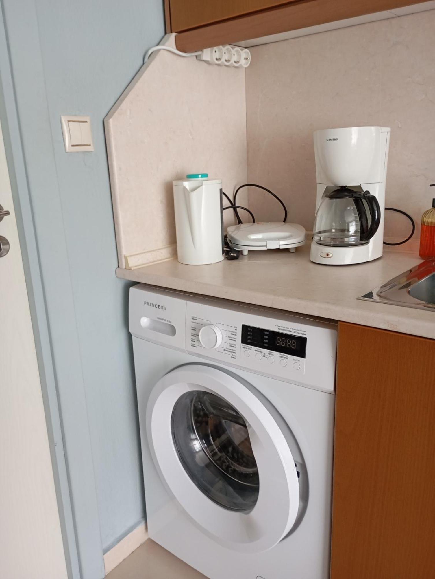 Hospitable Appartment In The Central Park, Xanthi Esterno foto